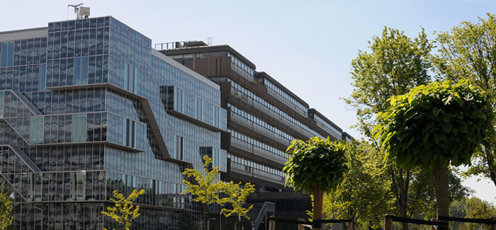 Delft University of Technology Delft University of Technology