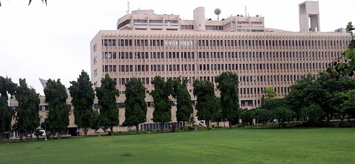 Indian Institute of Technology Delhi Indian Institute of Technology Delhi