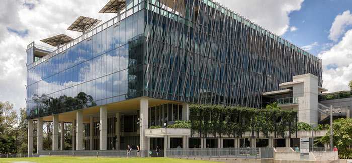 Queensland University of Technology (QUT) Queensland University of Technology (QUT)