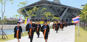 出国留学，读泰国国立法政大学怎么样？